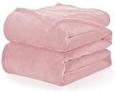 WAVVE Kuscheldecke Flauschige Decke Rosa 130x150 cm - Kleine Fleecedecke Weich und Warm Als Sofadecke, Wohndecke oder Tagesdecke, Decken für Couch