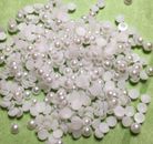 Weiße flache Rückseite halbe Perlen, 3-16 mm KOSTENLOSER VERSAND - UK-Verkäufer, Multi-Buy-Rabatt