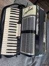 CINGOLANI ACCORDION Made In Italy / Vintage Mint Condition W Case And Sheets 