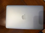 Apple Macbook Air A1465 rara vez usado