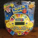 Wheel of Fortune Jr. NUEVO Juego Portátil para Niños Tiger Electronics 2000