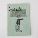 1950 Inside Harvard Libro de bolsillo Estudiante Caricatura Sátira Manual Universidad de Harvard