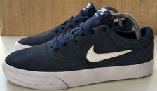 Nike SB Charge Mens Size US 9 Navy Blue Suede Shoes Sneakers CT3463-401
