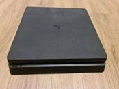ps4 slim console 500gb - games included - cabled included - controller not inclu