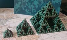 3D Sierpinski Triangolo Frattale Modello Tetrix Scienza Matematica Regalo Set di 3 Pezzi