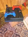 NICE PS4 console bundle used ,complete With 2 Controllers , Cords . 