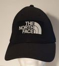 THE NORTH FACE Logo Mesh Snapback Truckers Cap Hat. Colour is Black. Adjustable.