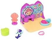 DreamWorks Gabby’s Dollhouse, MerCat’s Spa Room Playset, with MerCat Toy Figure, Surprise Toys and Dollhouse Furniture, Kids’ Toys for Girls and Boys 3+