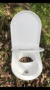 DELUXE Urinumleitung für Eco Kompostierung WC / Separator mit weichem Sitzverschluss
