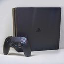Console PlayStation 4 Slim 1 To + Manette Freaks and Geeks + Câbles