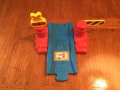 VTech Go Go! Smart Wheels Train Crossing/Gate & Track Replacement Part