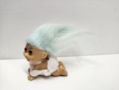 Muñeca Russ Troll juguete vintage de cabello, babera y pañal para bebé que se arrastra cabello azul