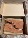 clarks wallabees men size 8 tan hairy suede