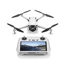 DJI Mini 3 (DJI RC) - Mini drone caméra léger et pliable avec vidéo 4K HDR, temps de vol de 38 minutes, Prise verticale réelle et fonctions intelligentes, C0