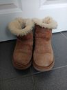 UGG Australia Bailey Bow II Women Boots Chestnut, 5.5 Fits 5 too See Details 
