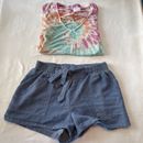 Women’s X-Small, Small clothes - clothing - Joe B Shorts, tie dye T-Shirt