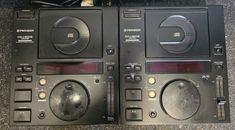 Pioneer CDJ-500II MK2 Limited DJ CD Player - Pair