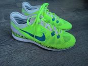Nike Free TR FIT 5 Zapatos Mujer Talla 10 Neon Volt Correr Entrenamiento 803199-714