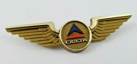 Delta Airlines Air Lines New york  plastic wings badge - Stoffel Seals NY