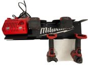 Batería, cargador y soporte para herramientas Milwaukee m18
