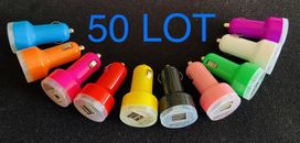 Lote de 50 cargadores de coche de doble puerto USB rápido 2A 12 V al por mayor 50 colores mixtos