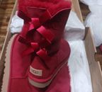 RARE COLOR UGG Women's Bailey Bow 2  Boot Size 7 Super Soft Tough Leather 