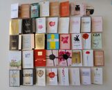 Lot de 40 échantillons de parfums de marques