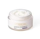 L’Oréal Paris Wrinkle Expert Anti-Wrinkle 55+ Day Cream, Reduces Wrinkle Appearance, Firms Skin and Redefines Contours, Calcium, 50ml