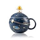Kawaii Astronaut Tasse Planet mit Weltraum Prägung Süße Kaffeetasse aus Keramik Neuheit Becher, Deckel, Löffel für Kaffee, Tee und Milch Lustiges Geschenk Geburtstag (Dunkelblau)
