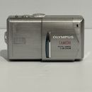 Olympus Digital Camera Point & Shoot C-60 Zoom 6.1MP Silver Boxed Complete
