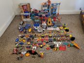 Huge Rescue Heroes Lot 27 Figures Playsets Vehicles Accessorie Aircraft Carrier 