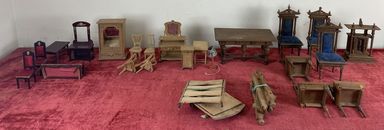 GREAT COLLECTION OF FURNITURE FOR DOLLHOUSES. HANDMADE. SPAIN. XIX-XX CENTURY