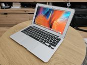 Apple MacBook Air 11" 2011 con 1,6 GHz Core i5 - 2 GB RAM - 128 GB di unità di memoria - a1370