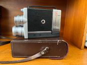 Fotocamera cinematografica vintage Bell & Howell 200EE 16 mm - funzionante
