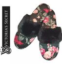 Zapatillas de casa de satén Victoria’s Secret Signature talla mediana