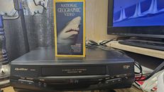 Quasar VHQ-960 Omnivision VCR VHS Video Cassette VHS Player Recorder - TESTED