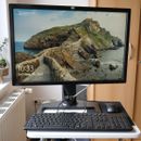 Dell Optiplex3060 Desktop-Computer mit HP ZR24W Monitor