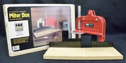 Vintage HEMPE Miter Box Model 3616 Adjustable Red Work Bench Tool Original Box