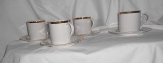 NEW, 8 PIECE, PIER ONE ,WHITE ,GOLD TRIM COFFEE MUG AND PLATE ( SET OF 4) # 5268