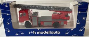 R+H Modellauto MAN F 90 Feuerwehr DLK 23-12 Magirus mit Zubehör 1:87 in OVP