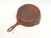 Vintage Early Unmarked #8 Mystery Cast Iron 10" Skillet W/Smooth Bottom -21
