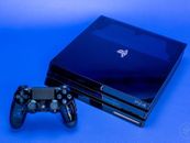 Sony PlayStation 4 Pro 2 TB 500 Millionen Limited Edition Konsolenpaket - dunkel...