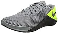 Nike Metcon 5, Zapatillas Hombre, Particle Grey/dk Smoke Grey-Barely Volt, 36.5 EU