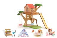 Calico Critters Adventure Tree House Bonus Gift Set CC2067  -New in Pristine Box