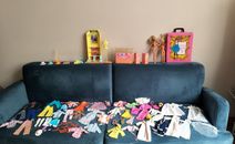 Vintage 1968 Mattel The World of Barbie  Dolls Case Clothing & Accessories 