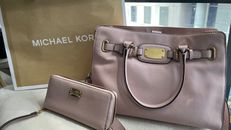 Michael Kors hand bag and wallet set