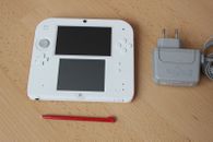 Nintendo 2DS console di gioco portatile bianca e rossa (PAL)