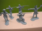MARX VINTAGE REVOLUTIONARY WAR PLAYSET 5 COLONIAL BLUE PLASTIC TOY SOLDIERS