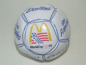 A Vintage McDonalds Weltmeisterschaft USA 94 Mini Fußball