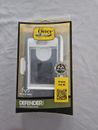 Otterbox Defender Series case & Belt clip for Apple iPhone 4 / 4s Gray And White
